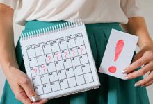 1686932454 Know how weight gain or loss can affect your menstrual