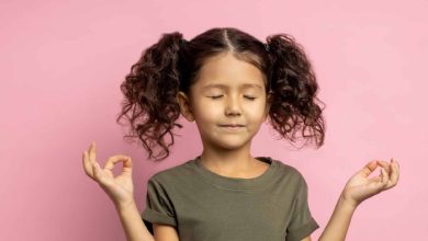 5 fun Kids yoga poses for summer vacation