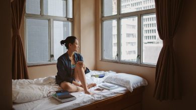 Female Bed Window 1200x628 facebook 1200x628