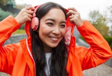 5 best waterproof headphones for running in the rainy season