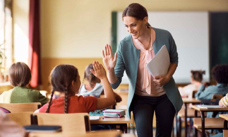 10 methods to deal with psychological well being of scholars as academics 1 1693887750 10 ways to handle mental health of students as teachers