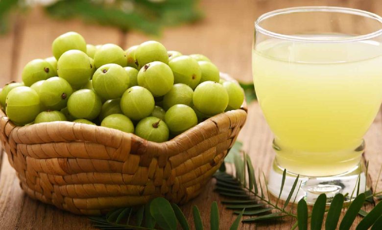 Amla Juice: 12 Health Advantages For You 1 1695012857 Amla Juice 12 Health Benefits For You