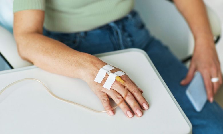Chemotherapy Can Trigger Early Menopause. Here is What You Ought to Know. 1 Chemotherapy Can Cause Early Menopause Heres What You Should Know
