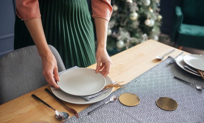 12 Tips for Conscious Consuming Throughout the Holidays 1 12 Tips for Mindful Eating During the Holidays