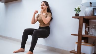 1697603568 4 wall exercises to burn belly fat