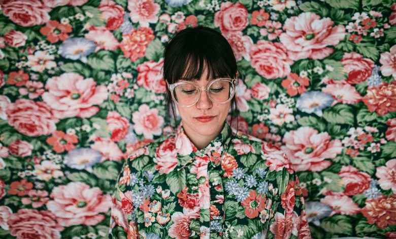 What Makes Somebody an Introvert: Definition, Character Traits, and Self-Care Tips 1 What Makes Someone an Introvert Definition Personality Traits and Self Care