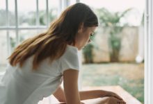 1699713682 8 signs you have a fear of being single